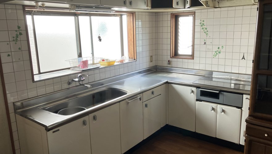 快適な使い心地とデザインを両立した対面キッチン